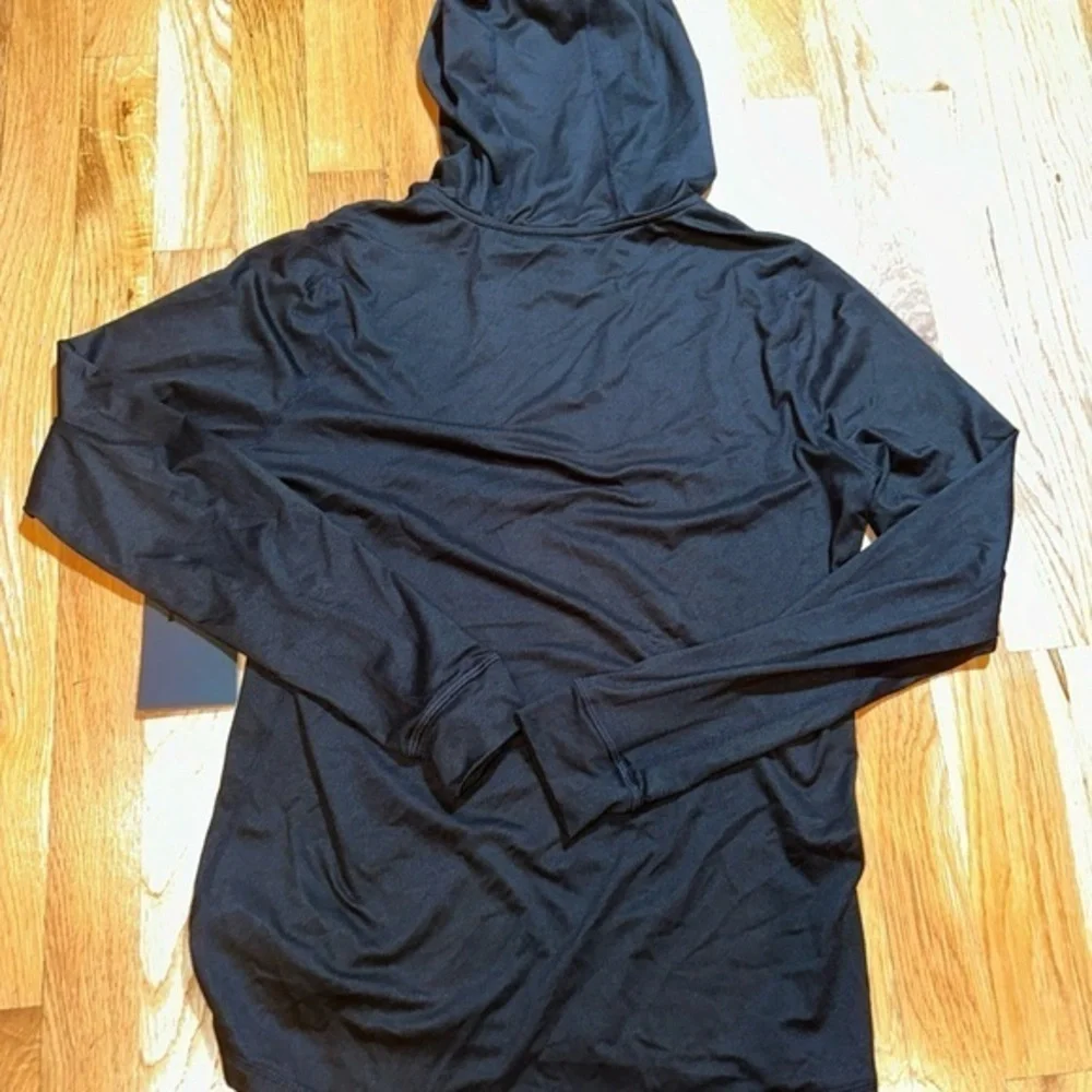 TYR  TECH Performance‎ Hoodie size S(4/6) NWT